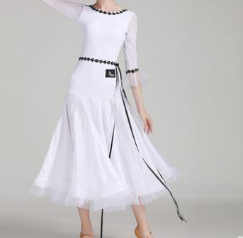 珊珠服饰 零售新主张，视觉营销的艺术与魅力